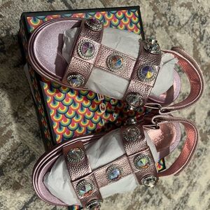Kurt Geiger Kids Pink Sandals w crystals ; NWT in box size girls 5